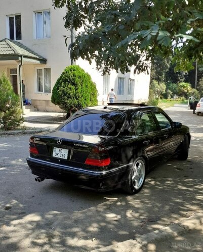 Mercedes C 230 2000, 150,000 km - 2.3 l - Tovuz