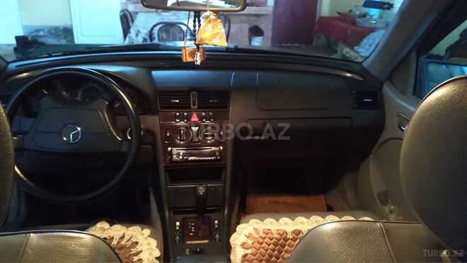 Mercedes C 230 2000, 150,000 km - 2.3 l - Tovuz