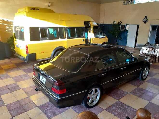 Mercedes C 230 2000, 150,000 km - 2.3 l - Tovuz