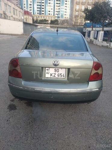 Volkswagen Passat 2001, 496,523 km - 1.8 l - Bakı