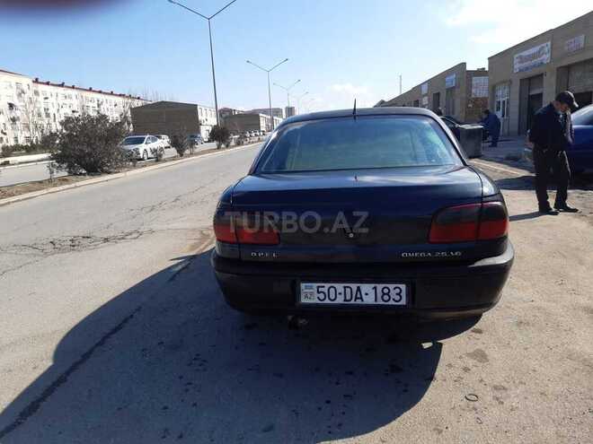 Opel Omega 1995, 397,000 km - 0.3 l - Sumqayıt
