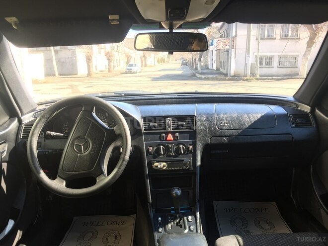 Mercedes E 180 1998, 240 km - 1.0 л - Gəncə