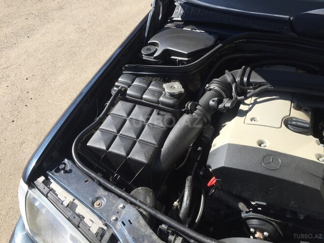 Mercedes E 180 1998, 240 km - 1.0 л - Gəncə