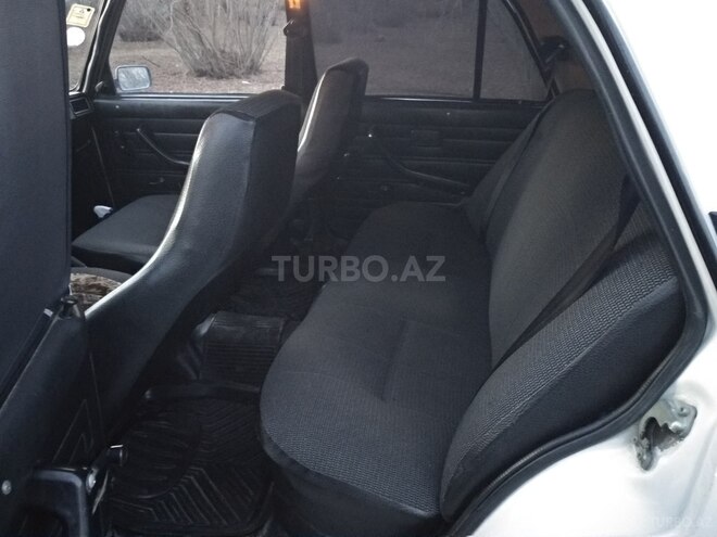 LADA (VAZ) 2107 2006, 90,000 km - 1.6 l - Qax