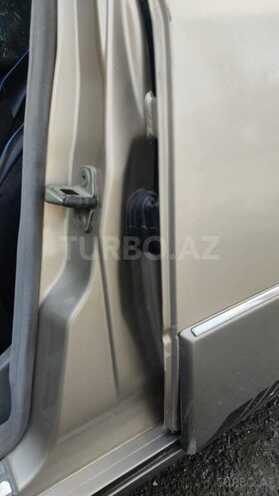 Mercedes E 200 1990, 764,416 km - 2.0 л - İsmayıllı