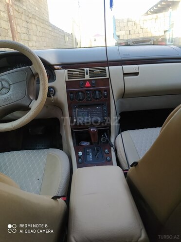 Mercedes E 230 1995, 333,255 km - 2.3 l - Bakı
