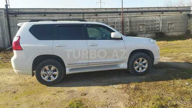 Toyota Prado 2010, 130,757 km - 2.7 л - Bakı