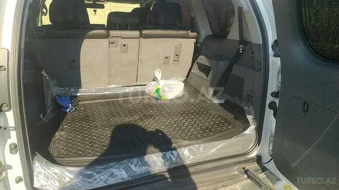 Toyota Prado 2010, 130,757 km - 2.7 л - Bakı