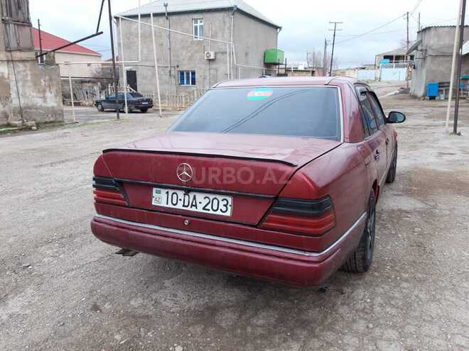 Mercedes E 250 1992, 365,041 km - 2.5 л - Bakı
