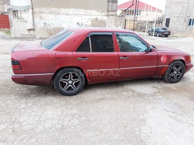 Mercedes E 250 1992, 365,041 km - 2.5 л - Bakı