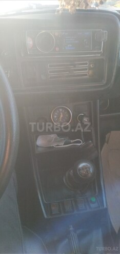 LADA (VAZ) 2107 2003, 76,000 km - 1.6 l - Salyan