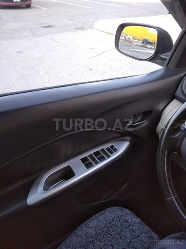 Toyota Yaris 2007, 245,623 km - 1.3 l - Bakı