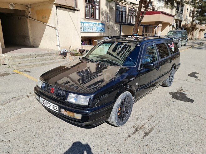 Volkswagen Passat 1995, 306,850 km - 2.8 l - Bakı