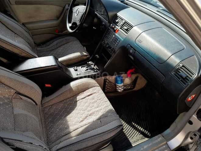 Mercedes  1994, 4,280 km - 2.2 l - Bakı