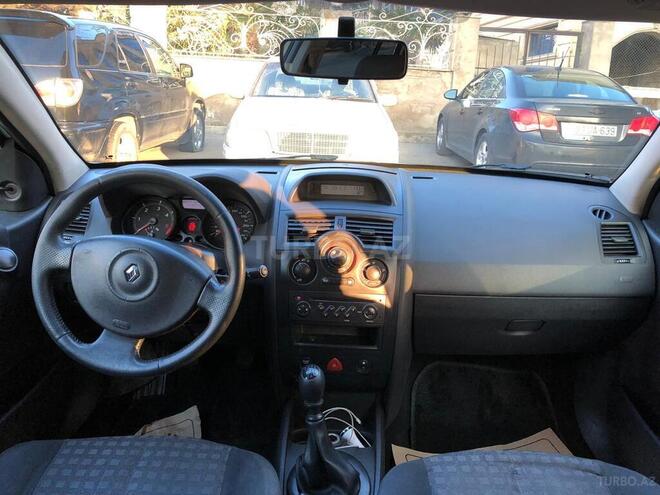 Mercedes  1994, 4,280 km - 2.2 l - Bakı
