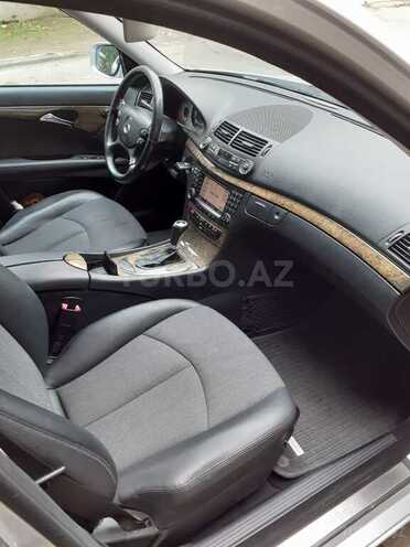 Mercedes E 220 2006, 210,760 km - 2.2 л - Bakı