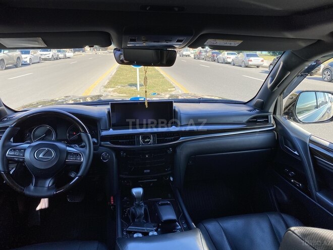Lexus LX 570 2016, 88,000 km - 5.7 l - Bakı