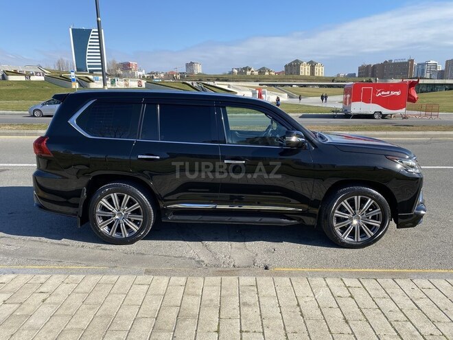 Lexus LX 570 2016, 88,000 km - 5.7 l - Bakı