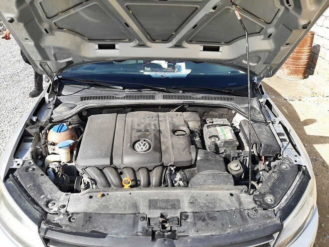 Volkswagen Jetta 2011, 120,000 km - 2.5 л - Bakı