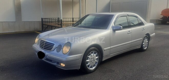 Mercedes E 240 1999, 267,452 km - 2.4 l - Bakı