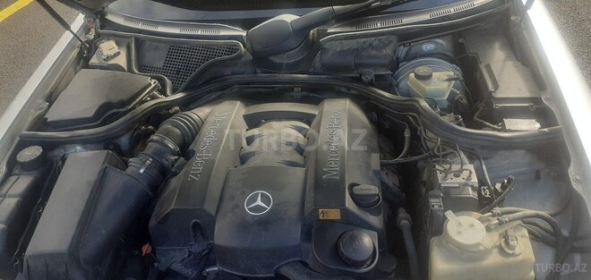 Mercedes E 240 1999, 267,452 km - 2.4 l - Bakı