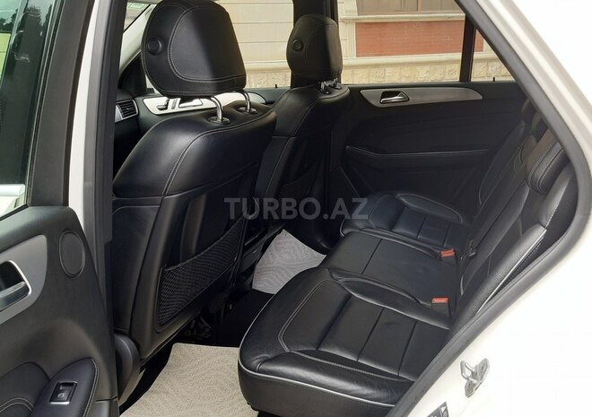 Mercedes ML 350 2011, 149,000 km - 3.5 l - Bakı