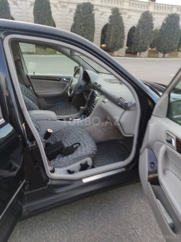 Mercedes C 240 2004, 250,000 km - 2.6 l - Gəncə