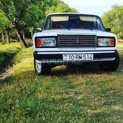 LADA (VAZ) 2107 2006, 126,000 km - 1.6 l - Salyan
