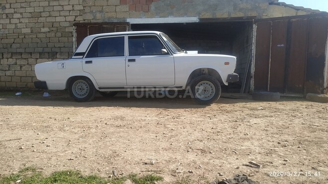 LADA (VAZ) 2107 2006, 126,000 km - 1.6 l - Salyan