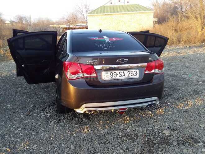 Chevrolet Cruze 2014, 203,542 km - 1.4 l - Ağcabədi