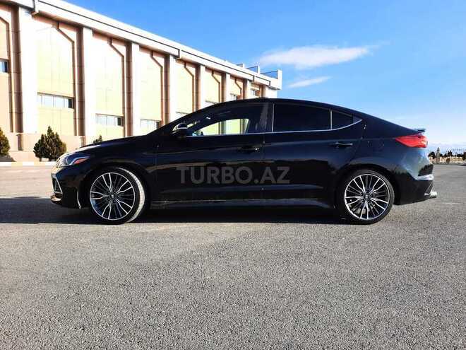 Hyundai Elantra 2018, 30,000 km - 1.6 l - Naxçıvan