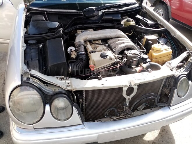 Mercedes E 300 1996, 240,074 km - 3.0 l - Zaqatala