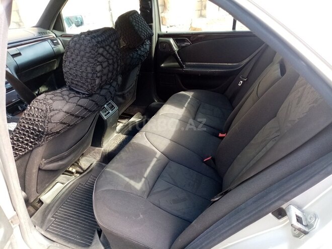 Mercedes E 300 1996, 240,074 km - 3.0 l - Zaqatala