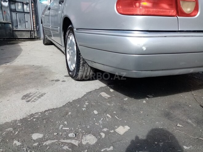 Mercedes E 300 1996, 240,074 km - 3.0 l - Zaqatala