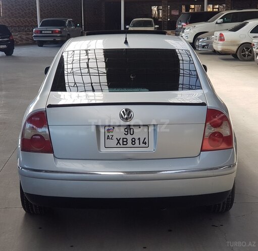 Volkswagen Passat 2002, 245,809 km - 1.8 l - Gəncə