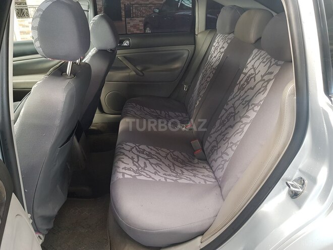 Volkswagen Passat 2002, 245,809 km - 1.8 l - Gəncə