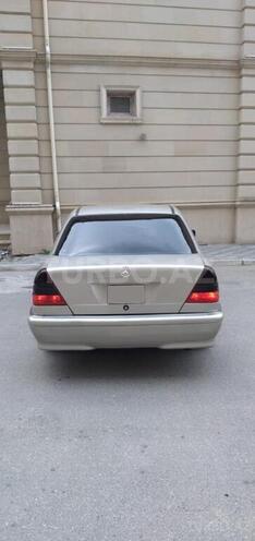 Mercedes C 230 1997, 340,000 km - 2.3 l - Bakı