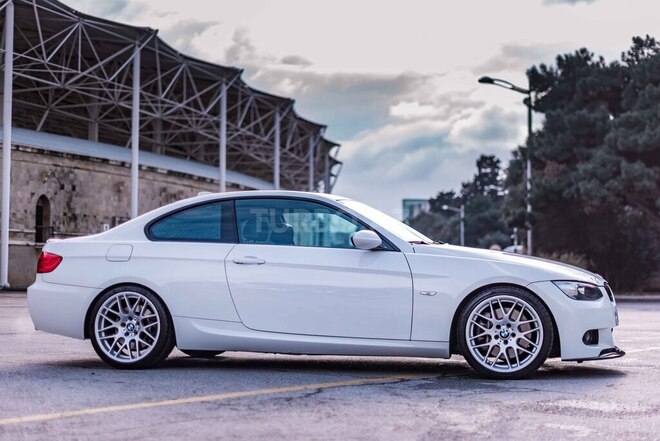 BMW 335 2009, 160,000 km - 3.0 l - Bakı
