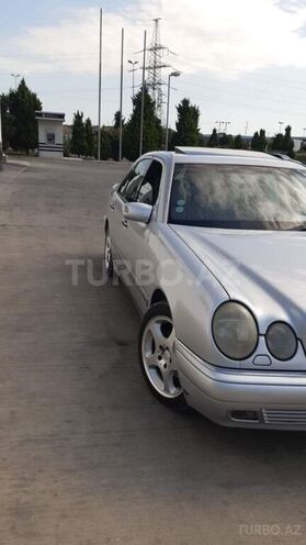 Mercedes E 230 1996, 315,896 km - 2.3 л - Sumqayıt