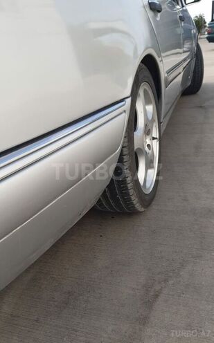 Mercedes E 230 1996, 315,896 km - 2.3 л - Sumqayıt