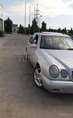 Mercedes E 230 1996, 315,896 km - 2.3 л - Sumqayıt