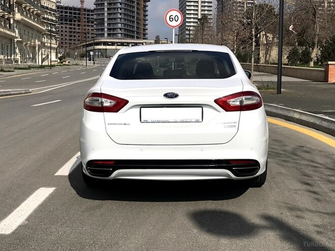 Ford Mondeo 2015, 101,900 km - 2.0 l - Bakı