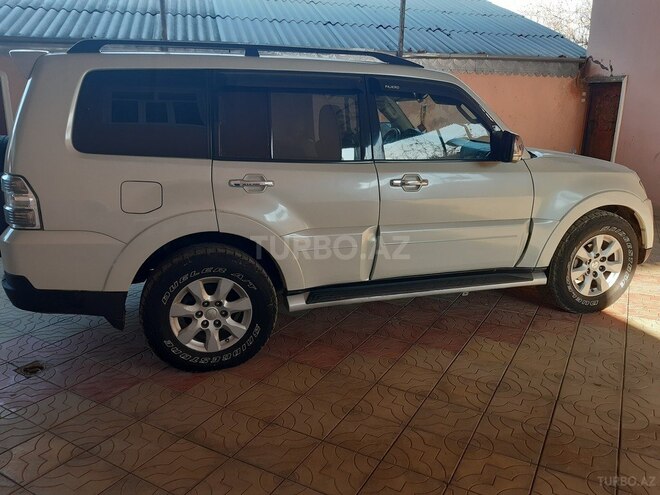 Mitsubishi Pajero 2007, 174,000 km - 0.3 l - Gəncə