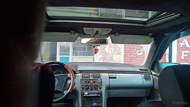 Mercedes 230 E 1996, 264,581 km - 2.3 л - Bakı