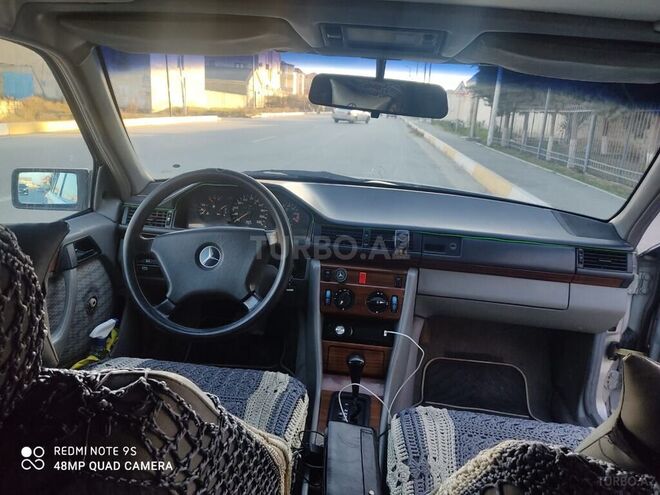 Mercedes E 200 1992, 598,000 km - 2.0 l - Sumqayıt