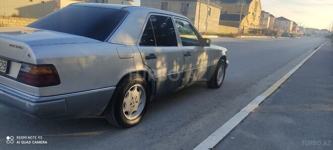 Mercedes E 200 1992, 598,000 km - 2.0 l - Sumqayıt