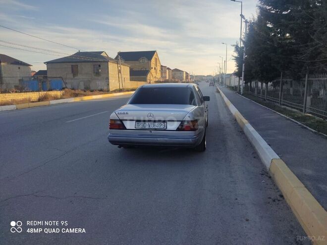 Mercedes E 200 1992, 598,000 km - 2.0 l - Sumqayıt