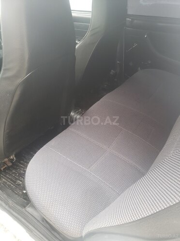 LADA (VAZ) 2107 2006, 9,500 km - 1.6 l - Quba