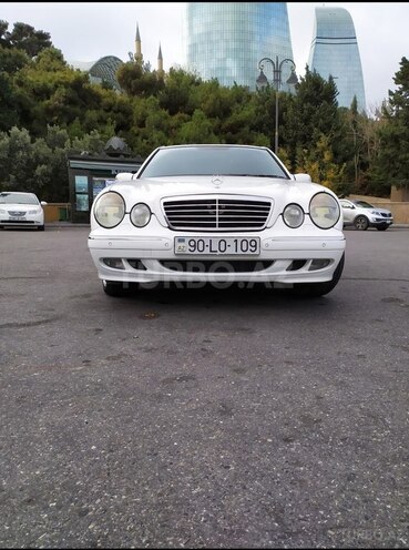 Mercedes E 270 2001, 234,000 km - 2.7 l - Bakı