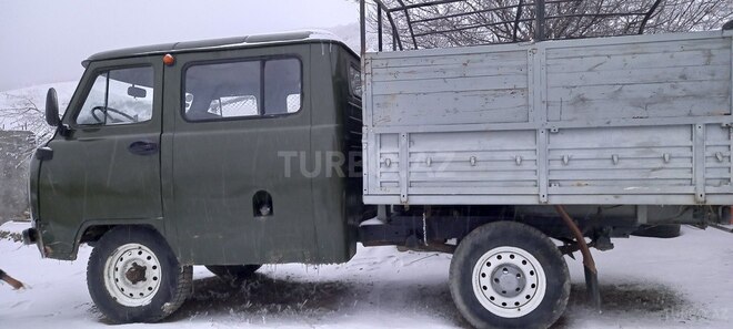 UAZ  1998, 110 km - 2.4 l - Xızı